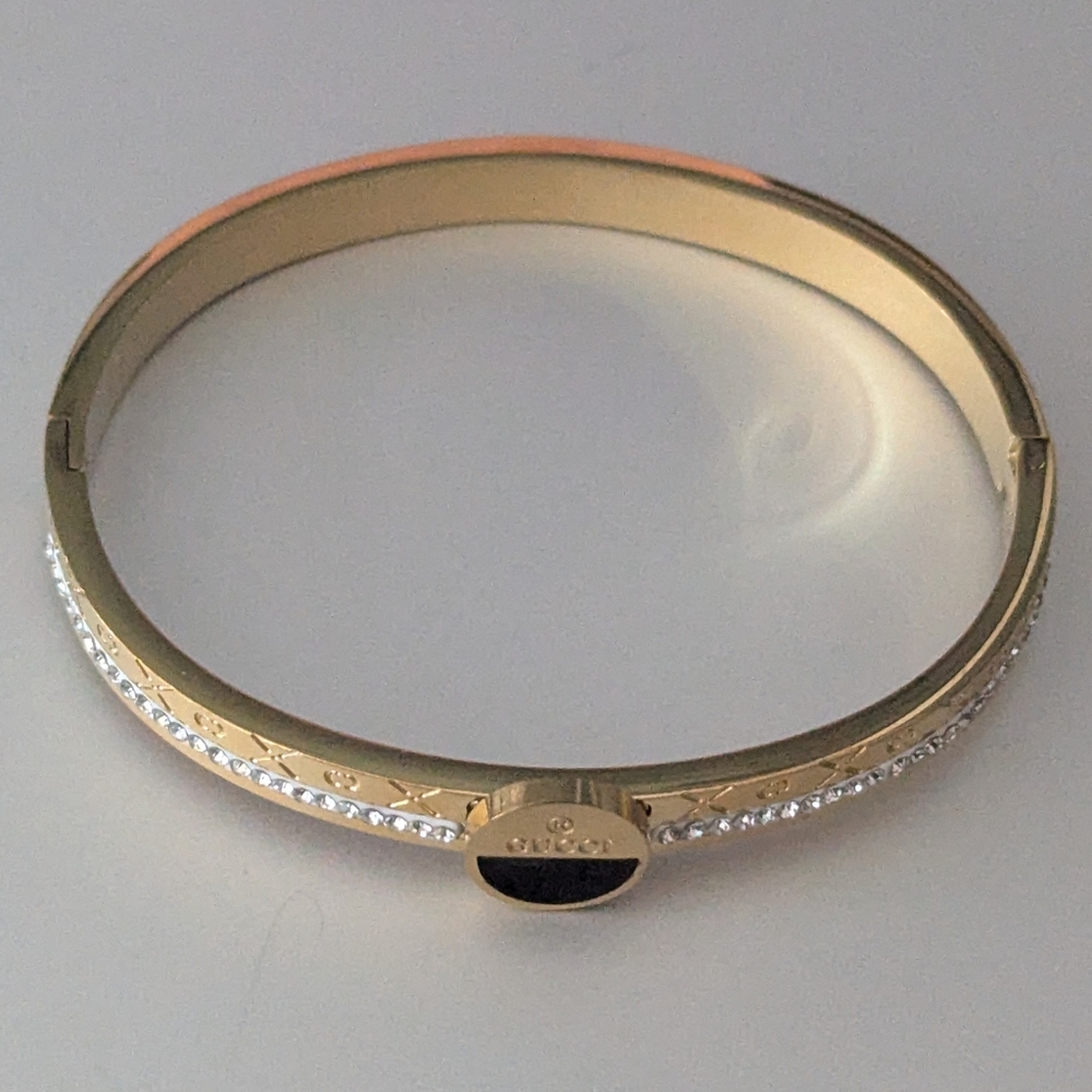 Elegant Gold and Bangle With Rhinestones